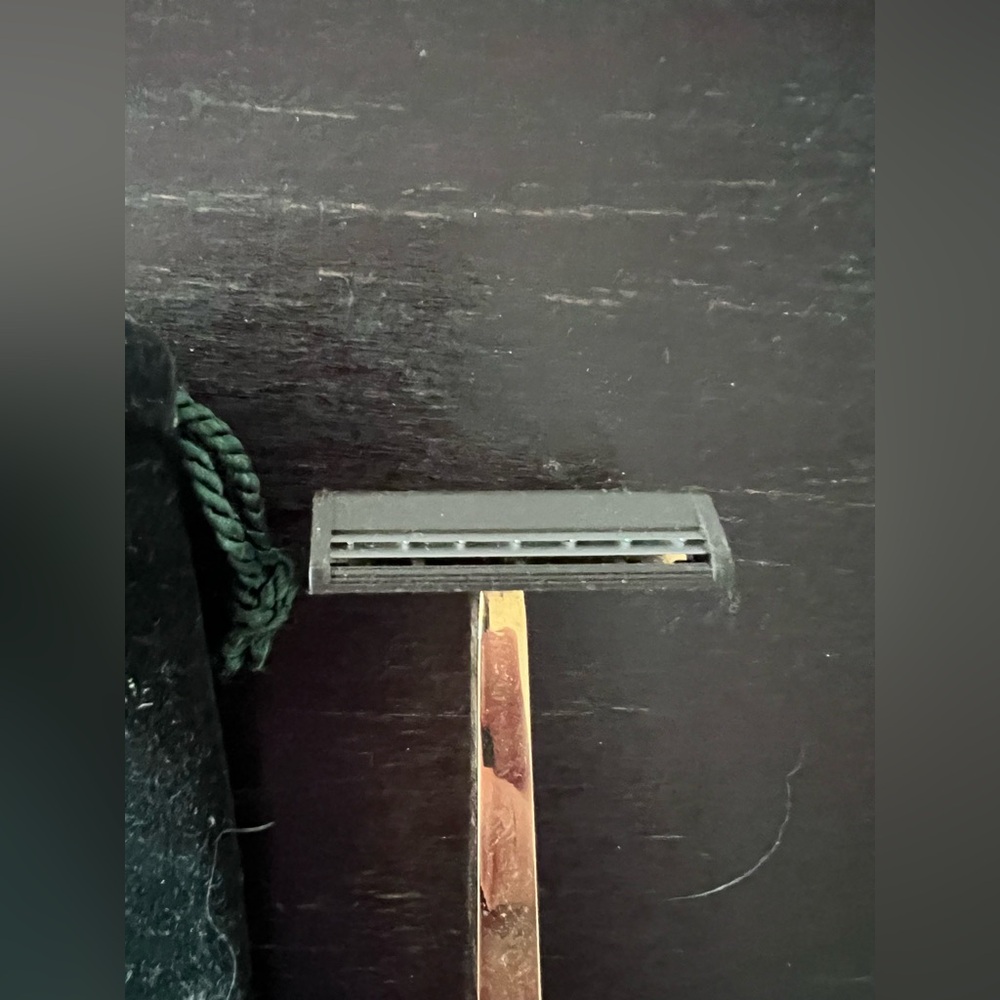 Polo Ralph Lauren Gold Razer - Picture 3 of 3
